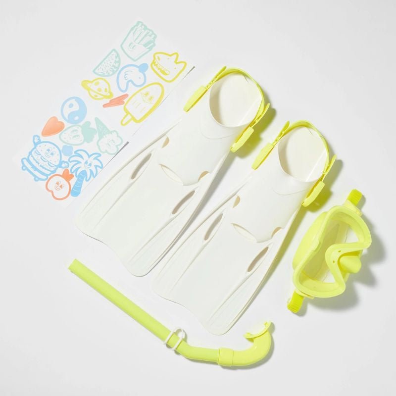 SunnyLife | Kids Snorkel Set Medium The Sea Kids Yellow - Cove. Beach Essentials