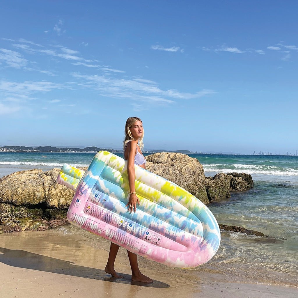 SunnyLife | Luxe Lie-On Float Ice Pop Tie Dye - Cove. Beach Essentials