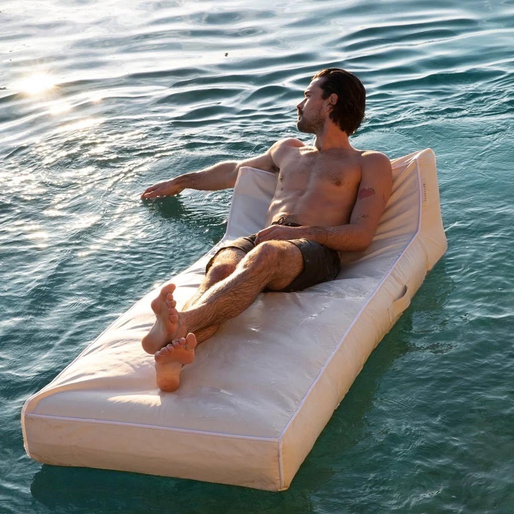 SunnyLife | Luxe Lie-On Lounger Casa Blanca - Cove. Beach Essentials