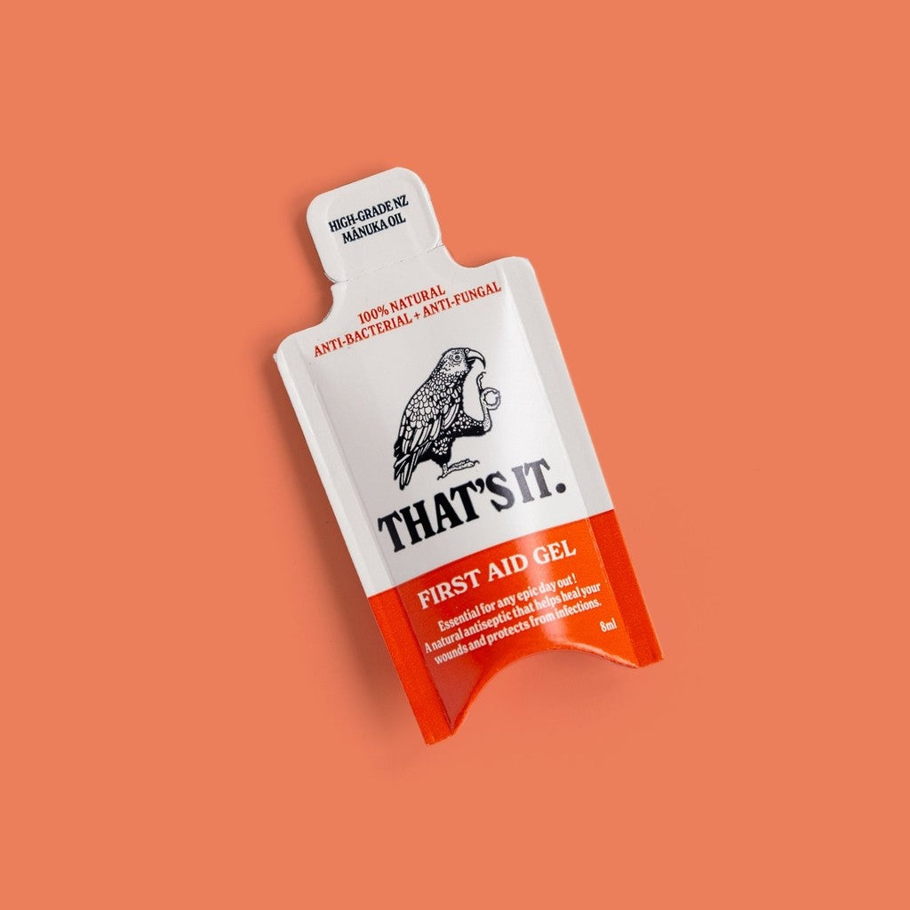 That's It First Aid Gel 8 ml sachet on orange