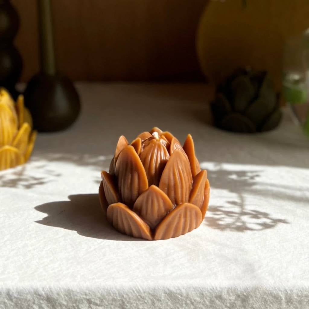 Authentic Honey Co. | Large Lotus - Amber