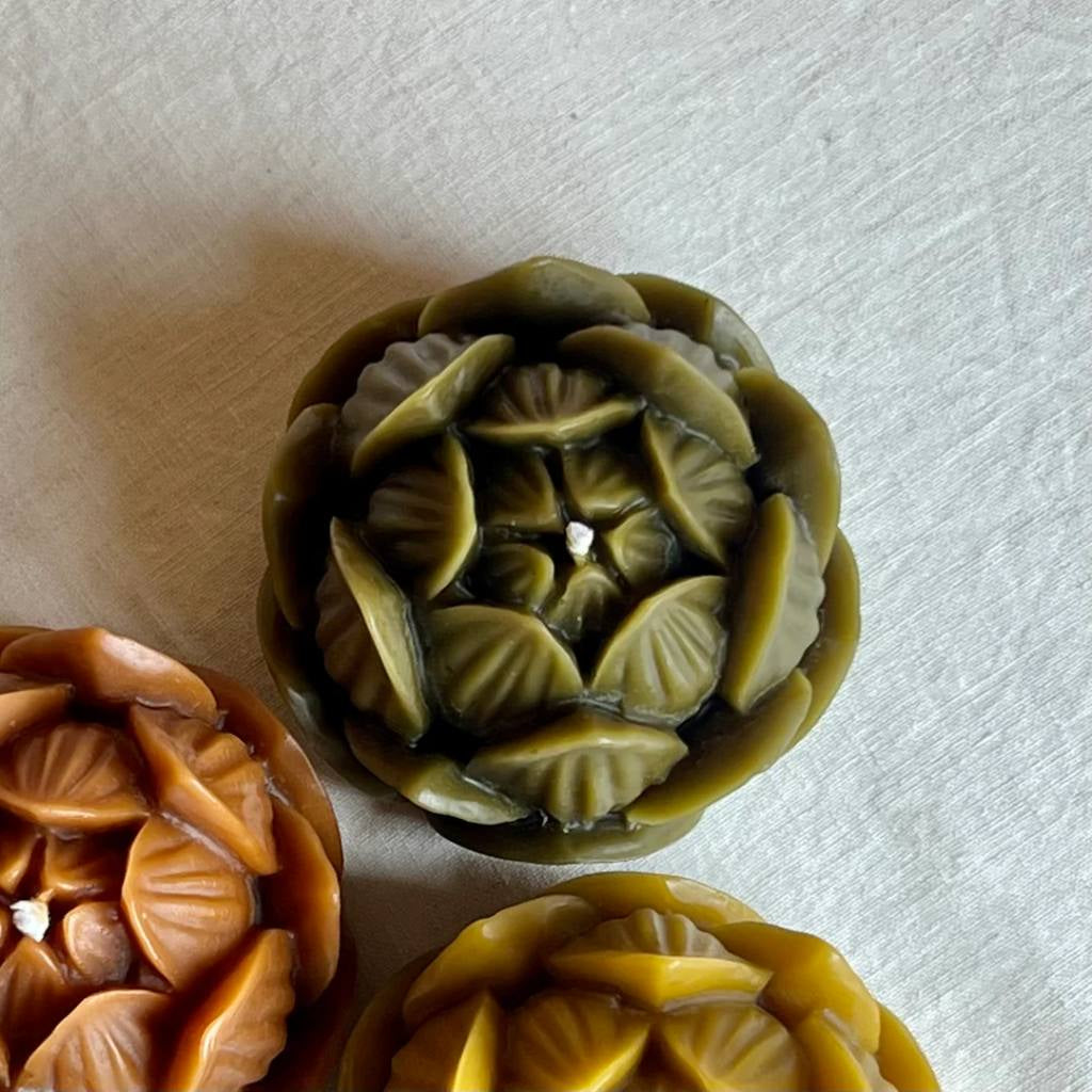 Authentic Honey Co. | Large Lotus - Olive