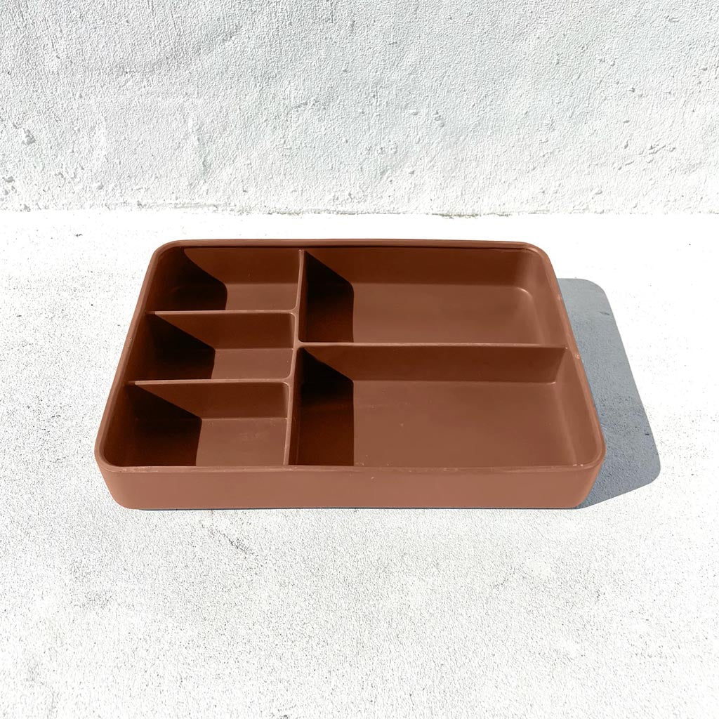 Togo Sun | The Outdoor Platter - Spice - Cove. Beach Essentials